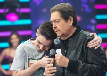 Sbt contrata joão silva filho de faustão para comandar atração aos sábados
