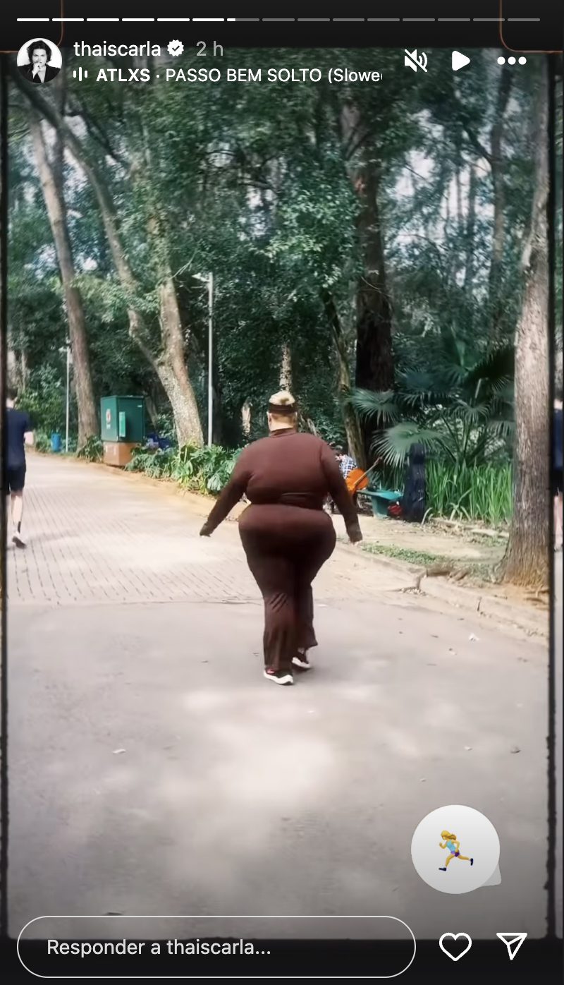 Thais carla exibe suas novas curvas após perder quase 50 kg 2